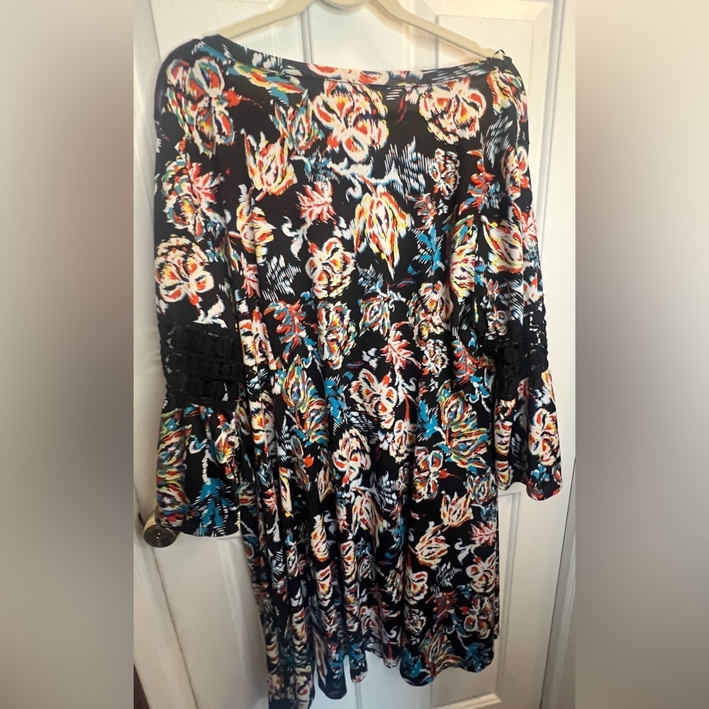 Relativity Black and Red Ruffled Tunic - Picture 2 of 3
